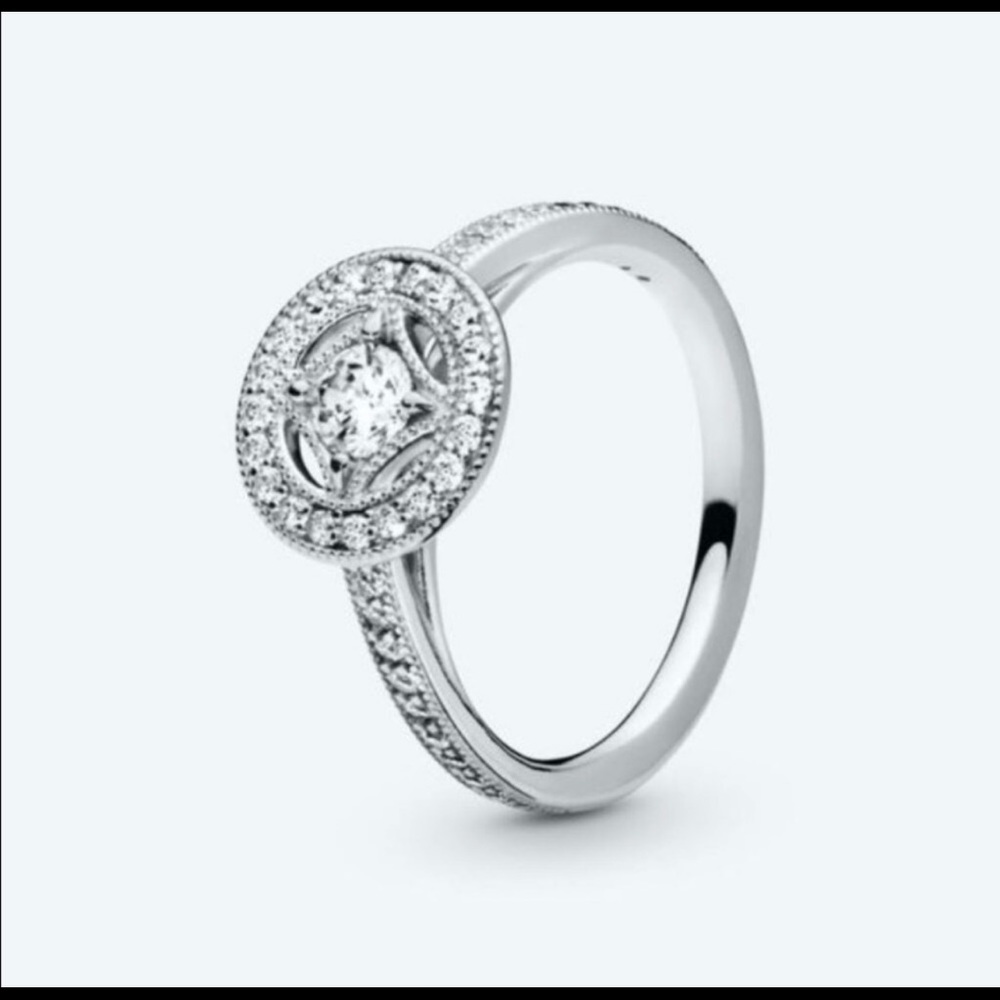 Pandora Vintage Circle Ring